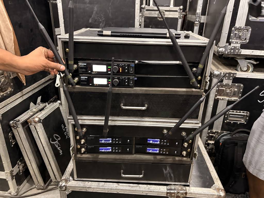 T☆M☆★LIVE STYLE 2016-2017&amp; BEST CLIPS She's A Wild One Leopard Ruffle Tube Top | Windsor