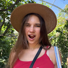 Karolina Protsenko Vlog Avatar