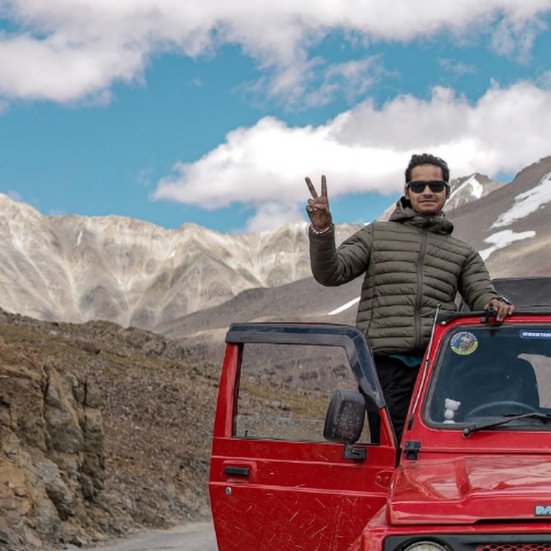 Rajat Bhardwaj Vlogs