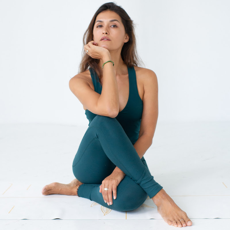 Radmila Shakurova Logo