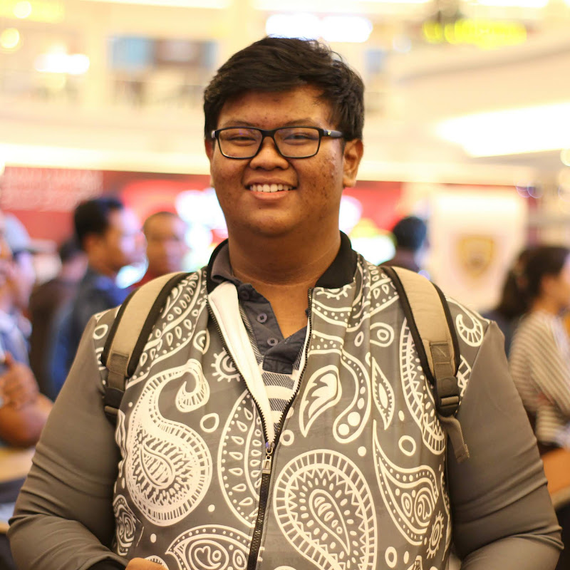 Rakha Wibowo