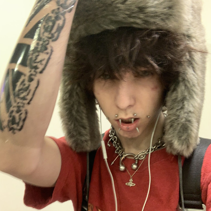 re6ce @re6ce | Thizzler