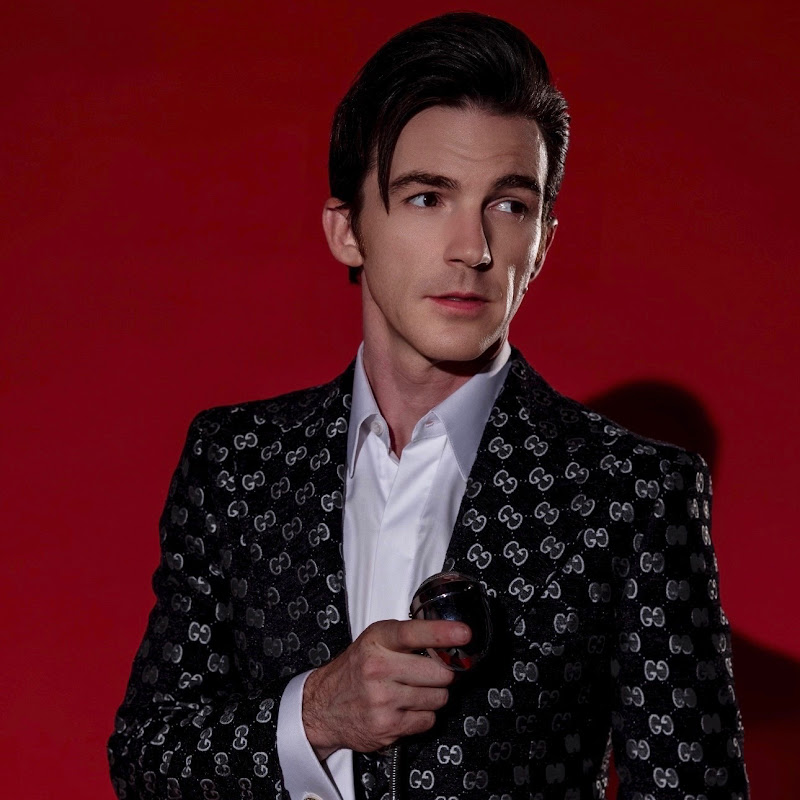 Drake Bell - Topic