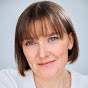 pMYpcjb_FSQ-channel-avatar-Meredith Aleigha Wells