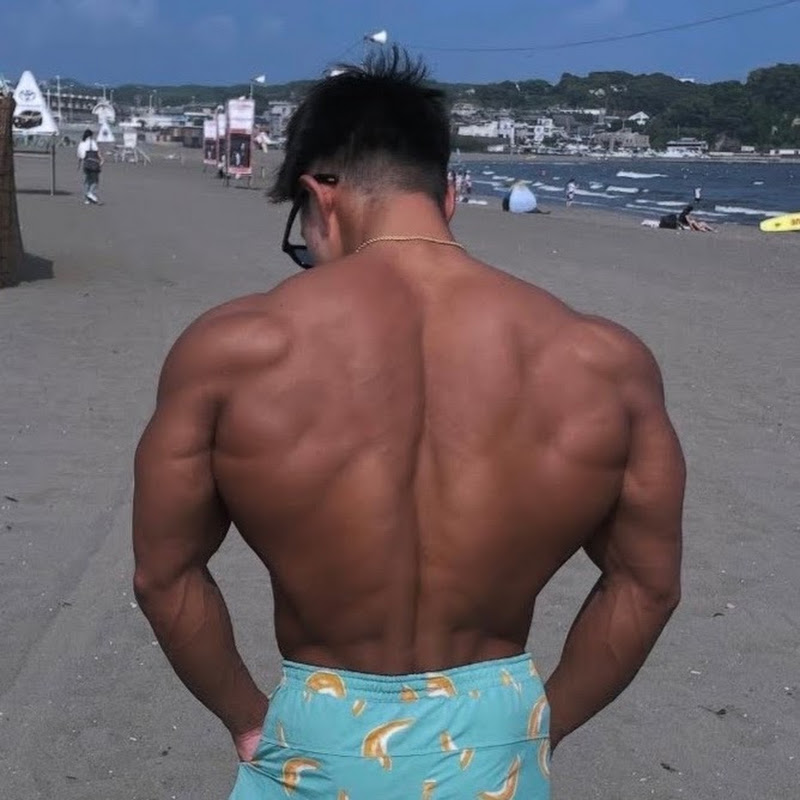 天野 直哉【日本一の広背筋】