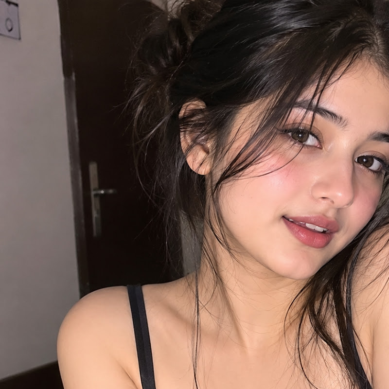 Adhoori Mohabbat