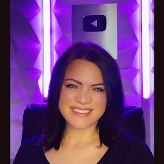 Michaela Hallmark net worth