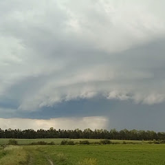 LOVEC BOUŘEK A EXTRÉMNÍHO POČASÍ (Okr. Litoměřice)