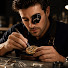hlhK-VJOLRE-channel-avatar-Sammy The Watchmaker