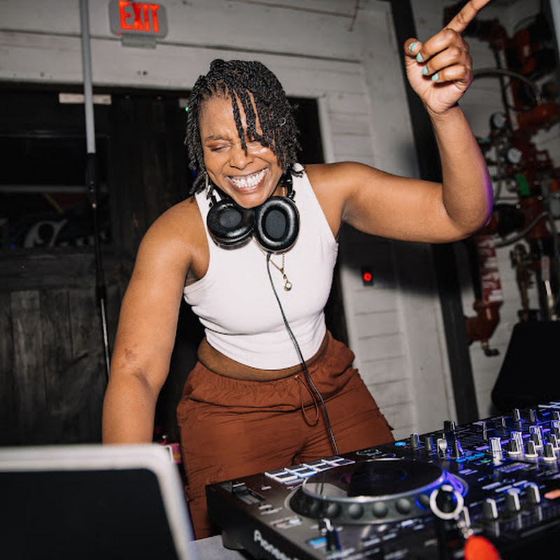 DJ Afrosia