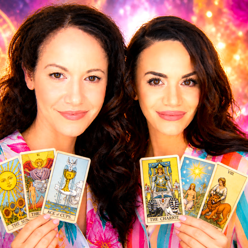 🔮 Fifi and Gigi's Tarot Readings 🔮