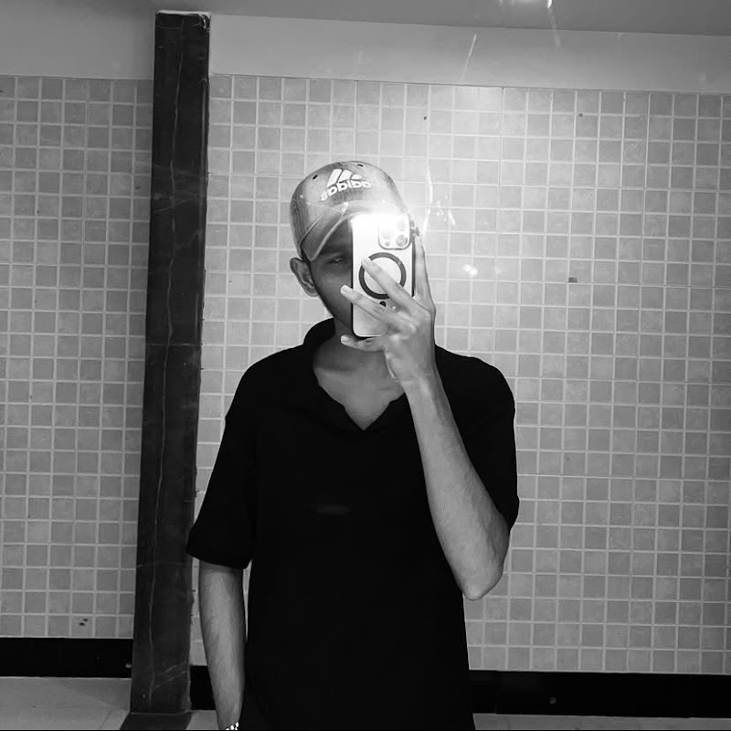 Hire Soheil._.khan..1 — Minimalism & Simple Living YouTube creator for sponsorships