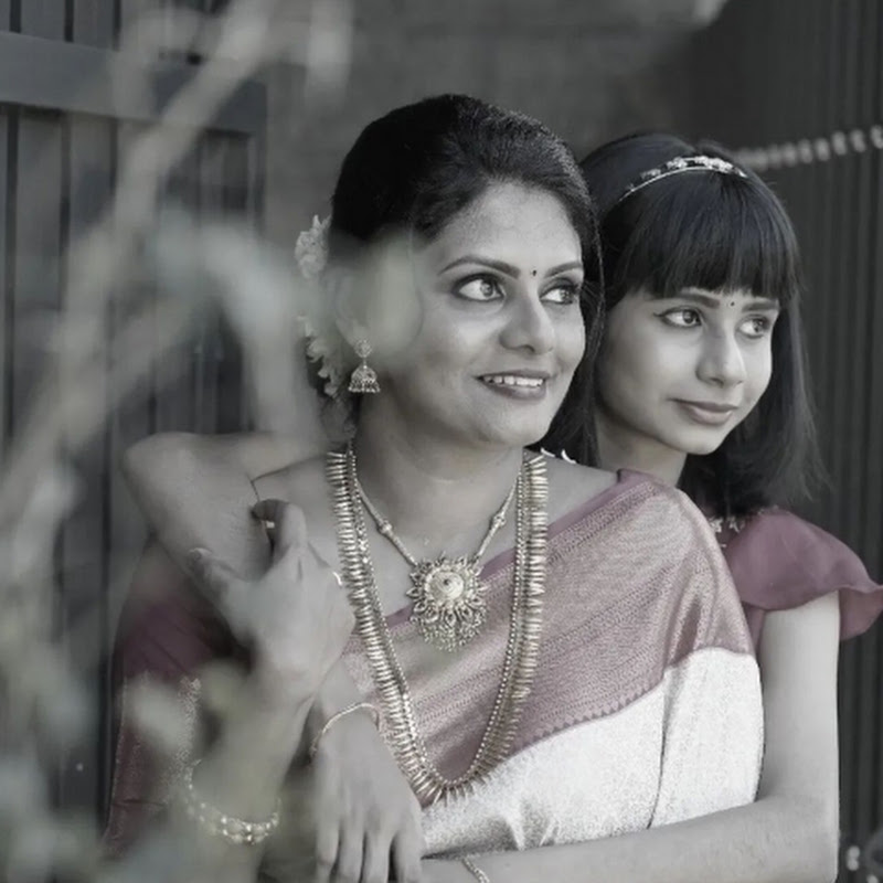 Navya's Treatz