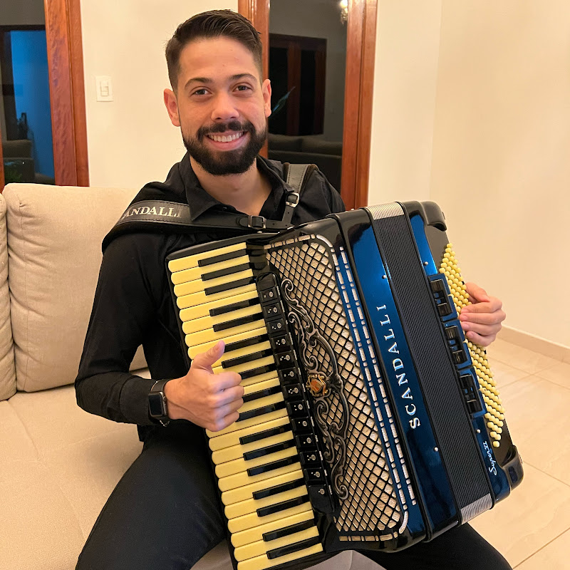 Gustavo Neves
