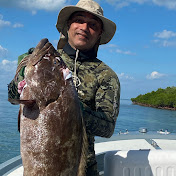 Spearfishing with chichi