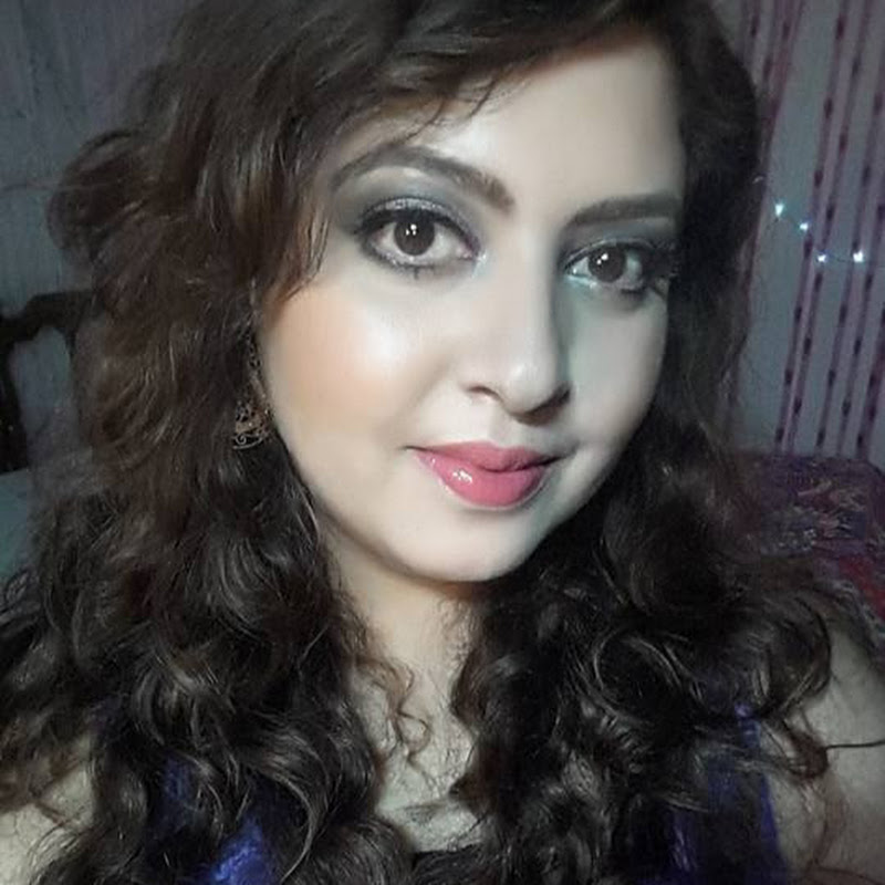 Indian Beauty Reviewer icon