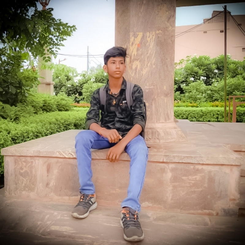 Hire Lipu 143 — Lifestyle & Vlogs YouTube creator for sponsorships