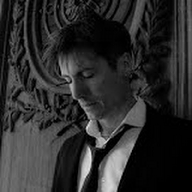 Diego Ariel Buscaglia Escritor @diegobuscaglia icon