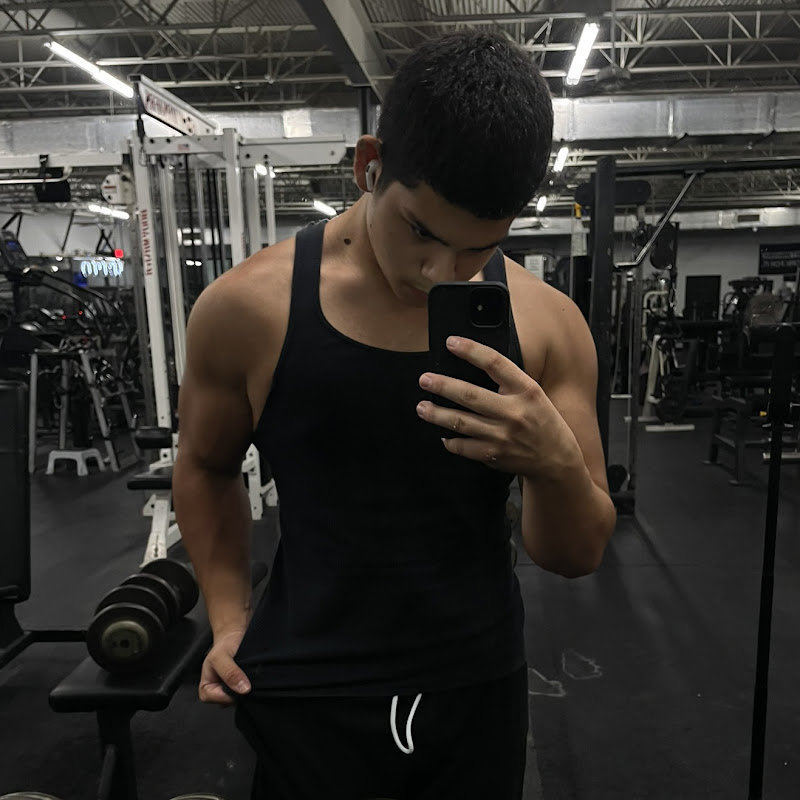 Hire Danielshredded — Productivity & Time Management (Personal Focus) YouTube creator for sponsorships