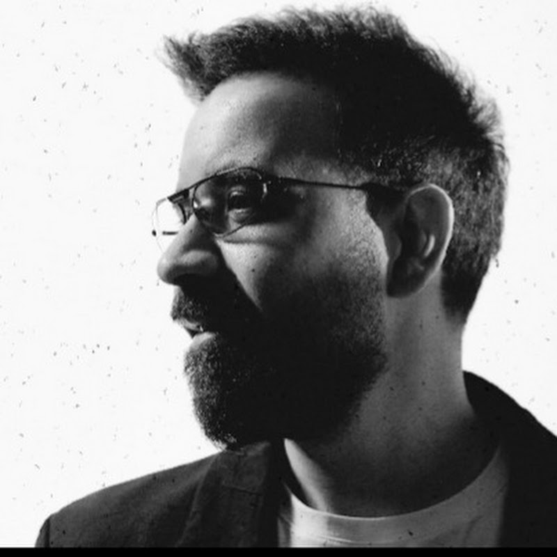 Abdulaziz Louis l عبدالعزيز لويس