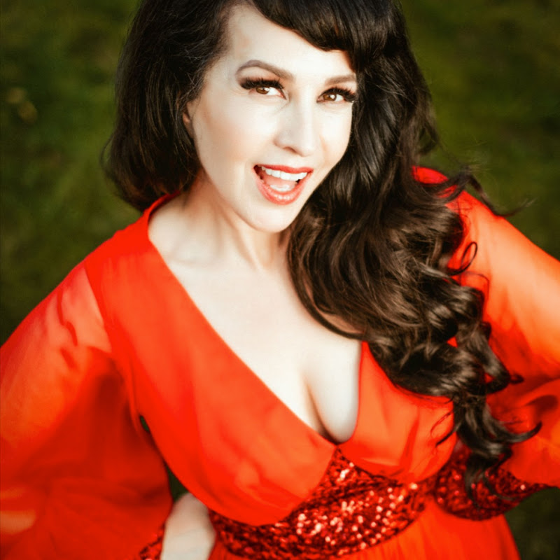 Grey DeLisle