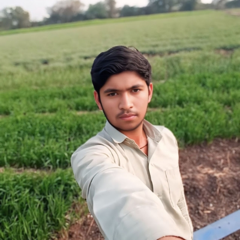 Hire  PAVAN 𓆩♡𓆪 EDIT  — Music & Audio YouTube creator for sponsorships