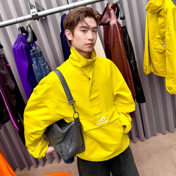 BALENCIAGA 片耳 YouTube