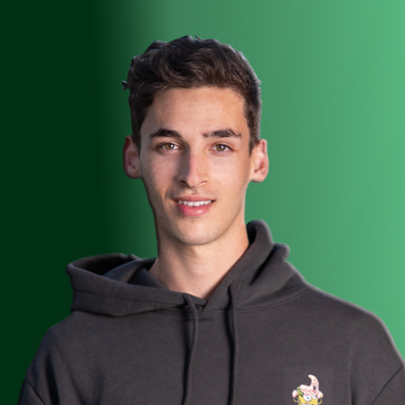 Julien - Investir en Bourse