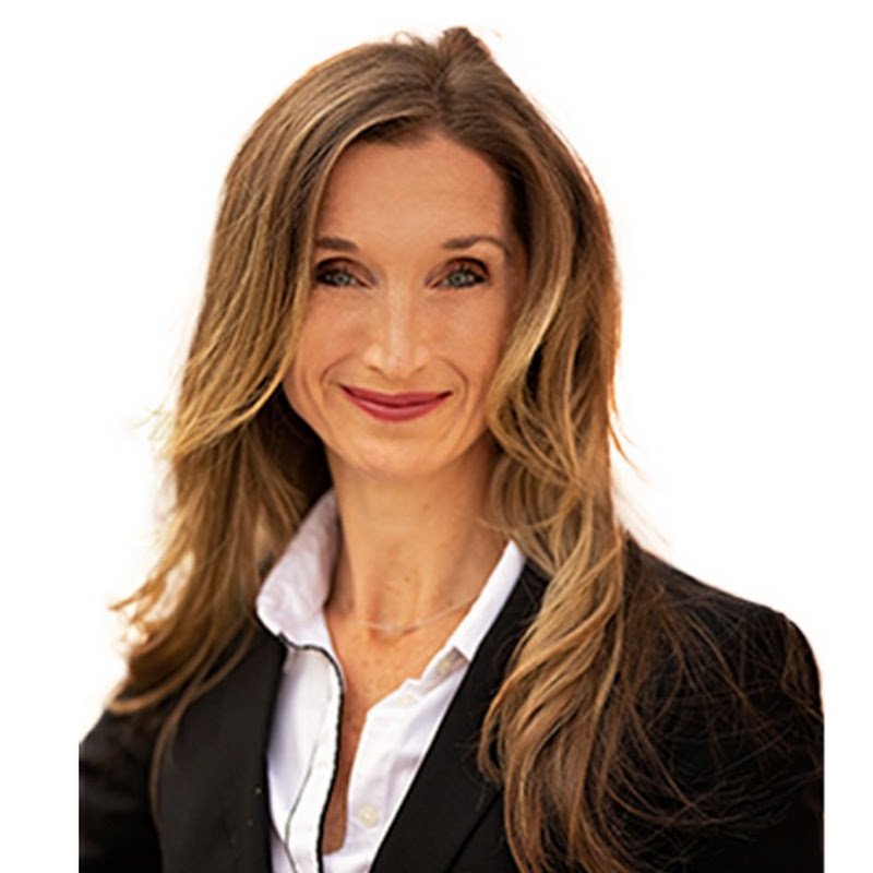 Amanda McMillan I Real Estate Expertise