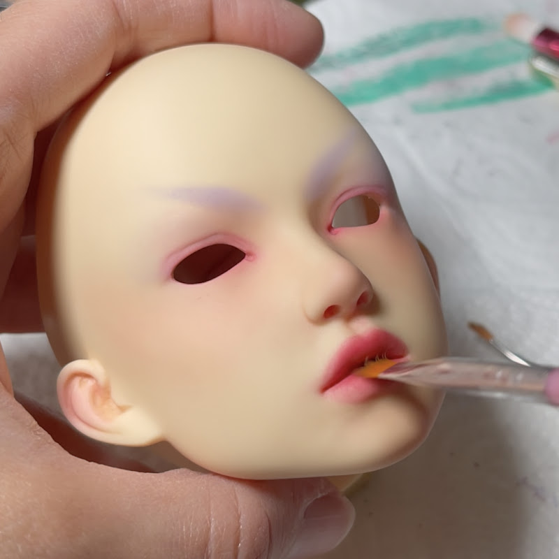 Dolltrovert