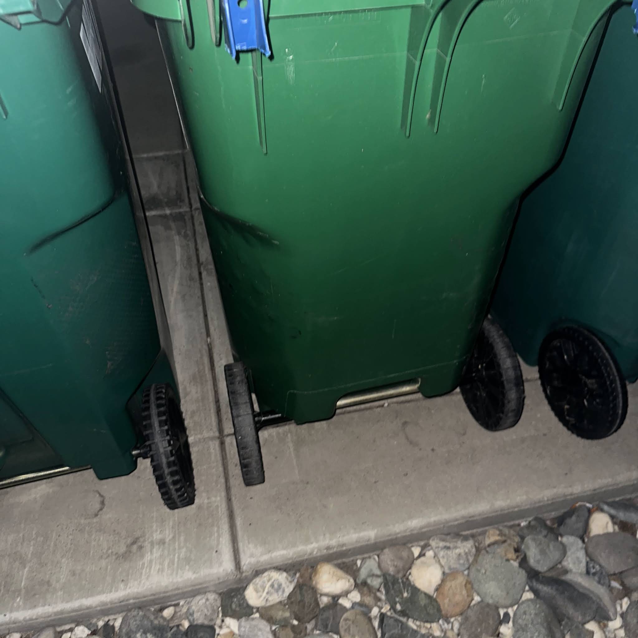 Post from Refuse trucks of Stockton