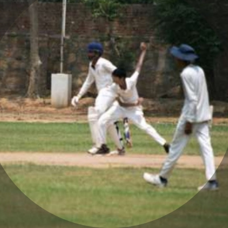 Hire vivek bhardwaj editzz — Celebrity News & Gossip YouTube creator for sponsorships