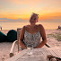wR2YAYBl_NY-channel-avatar-Molly Walker