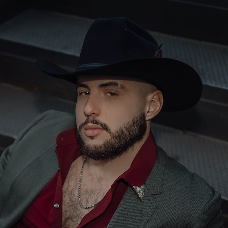Jose Esparza - Topic