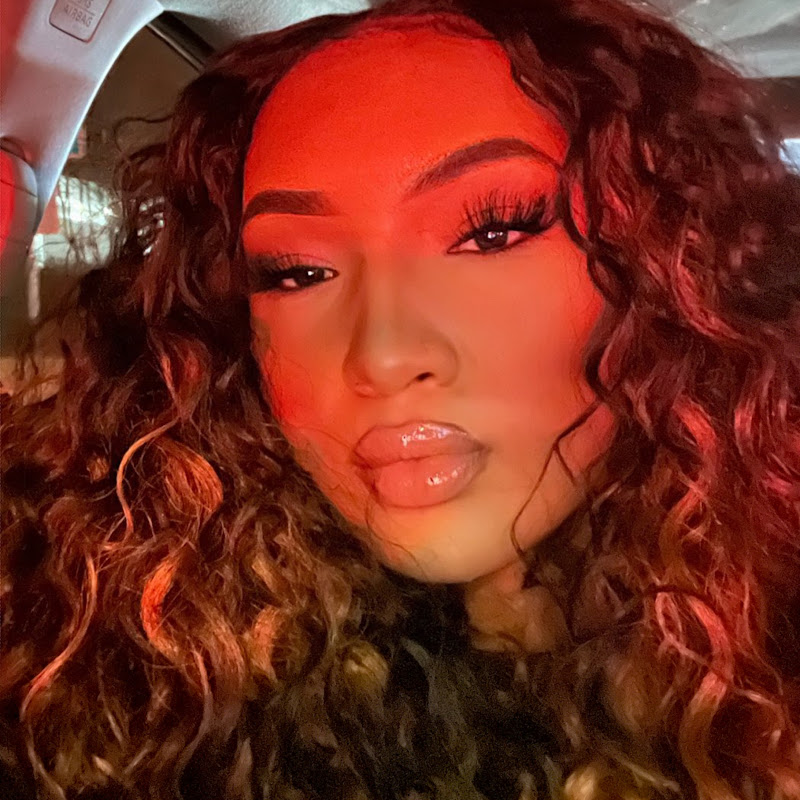 Nia Livi