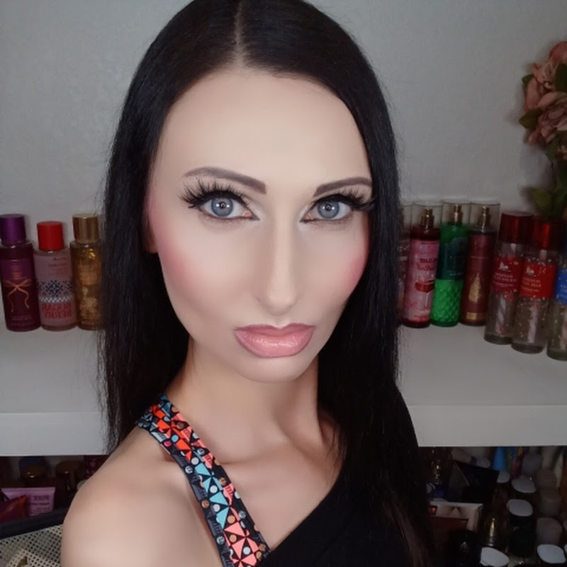 Jade Halona
