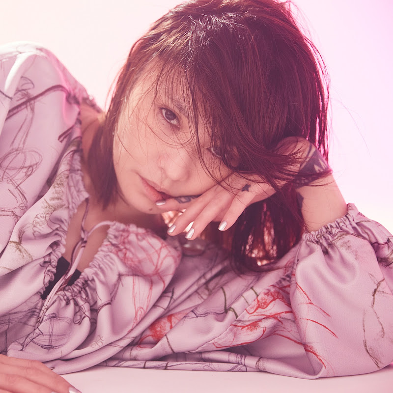 ChihiroOnitsukaVEVOのサムネイル