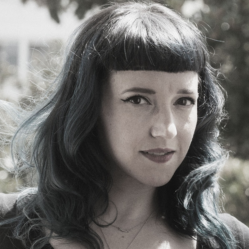 Amy Shira Teitel Logo