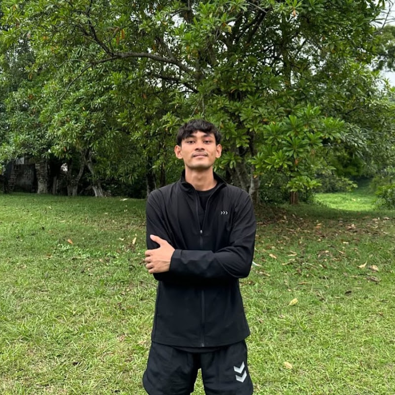 Hire Zia Maulidin — Travel & Adventure YouTube creator for sponsorships