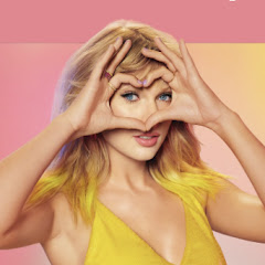 The Life of a Showgirl Swiftie