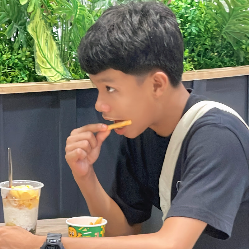 JAMES C7