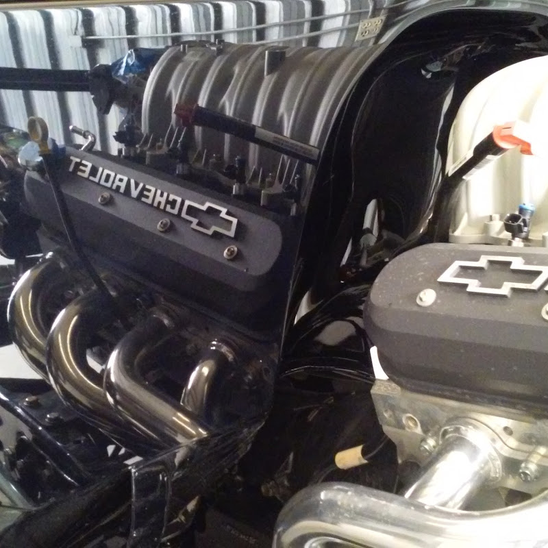 Guzzi Fabrication - D.I.Y Auto Restoration Logo