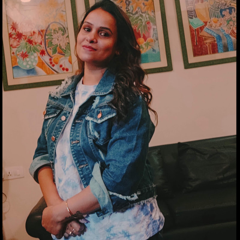 Indian Vlogger Deepisha 