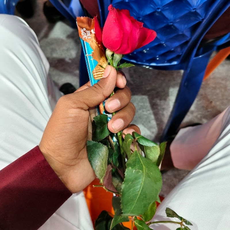 Akela akhlesh 