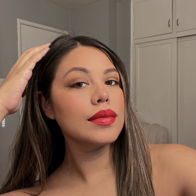 Nathaly Dove