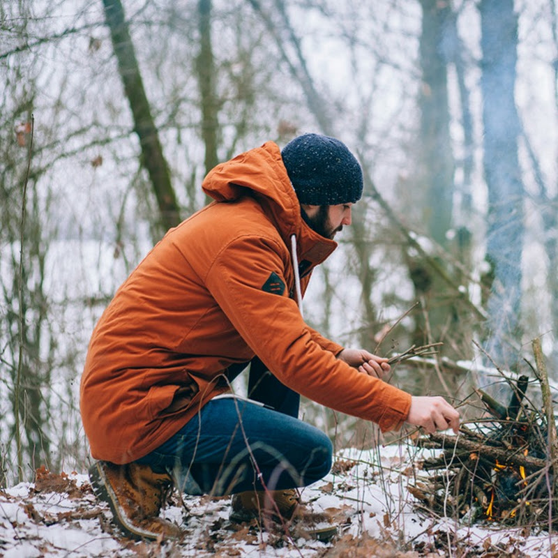 Sinh Tồn Trong Rừng Tuyết