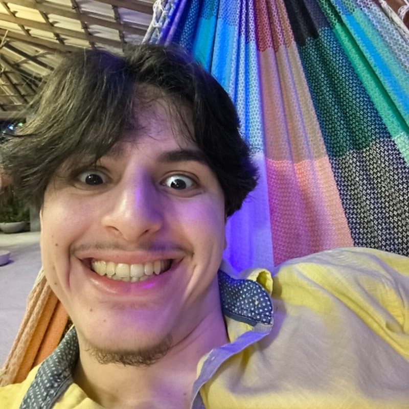 Johnny Reacts