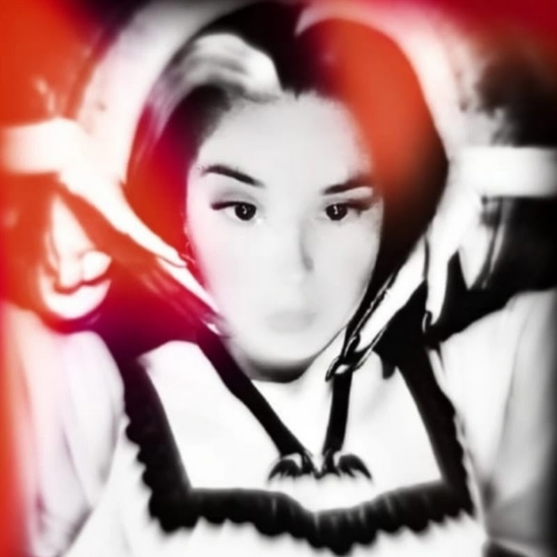 Lily_von_black