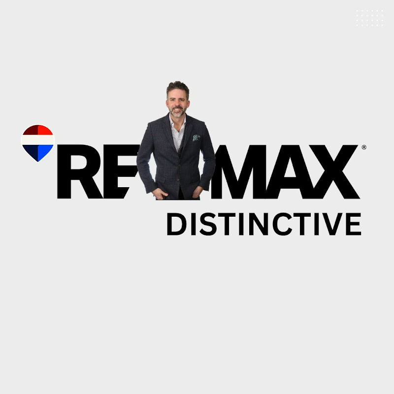 RE/MAX Distinctive