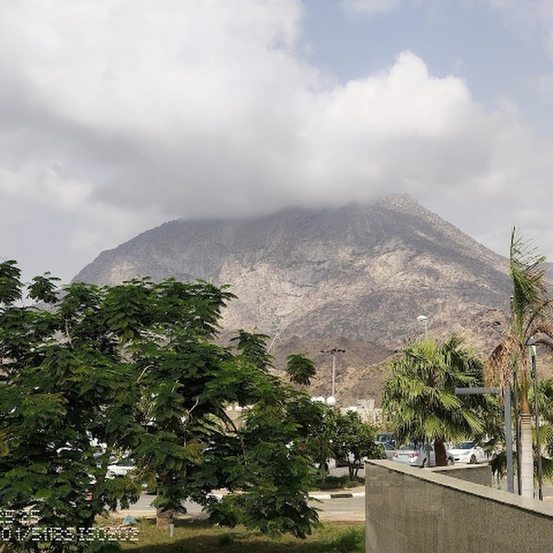 Hire Md Sahid — Beauty & Makeup Tutorials/Reviews YouTube creator for sponsorships